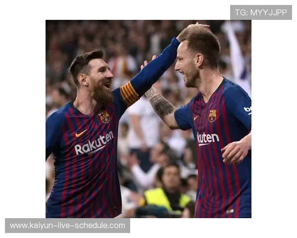 华体会复盘伍兹再获殊荣USGA奖杯命名引爆热议 华体会复盘伍兹再获殊荣USGA奖杯命名引爆热议